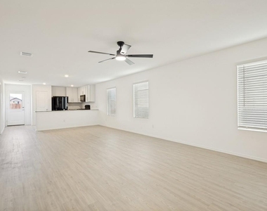 3037 Ashbrook Lane - Photo Thumbnail 17