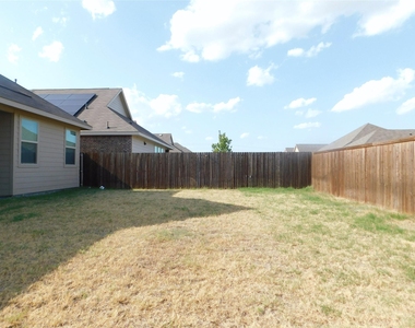 3500 Kingsview Drive - Photo Thumbnail 28