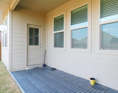 3500 Kingsview Drive - Photo Thumbnail 26