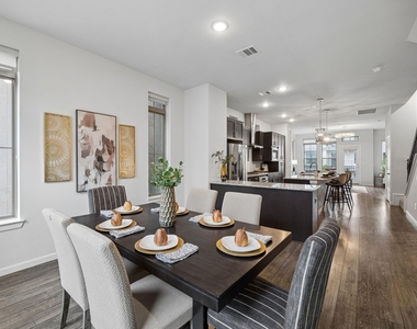 1071 Tea Olive Lane - Photo Thumbnail 8