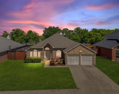 7512 Brookview Drive - Photo Thumbnail 4
