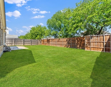 7512 Brookview Drive - Photo Thumbnail 33