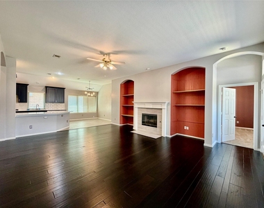 1632 Castle Pines Drive - Photo Thumbnail 7