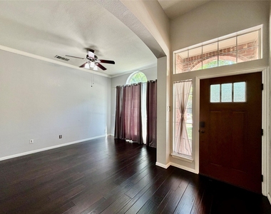 1632 Castle Pines Drive - Photo Thumbnail 4