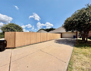 1632 Castle Pines Drive - Photo Thumbnail 29