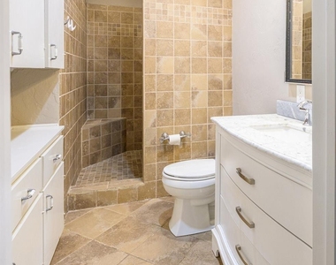 3141 Wabash Avenue - Photo Thumbnail 9