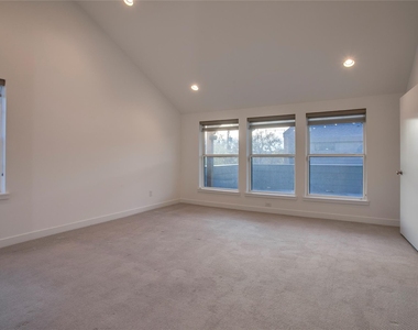 602 Finley Court - Photo Thumbnail 24