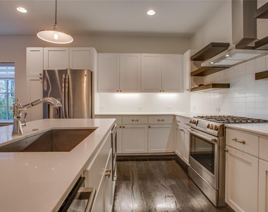 602 Finley Court - Photo Thumbnail 13