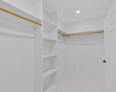 6000 Cool Springs Drive - Photo Thumbnail 29