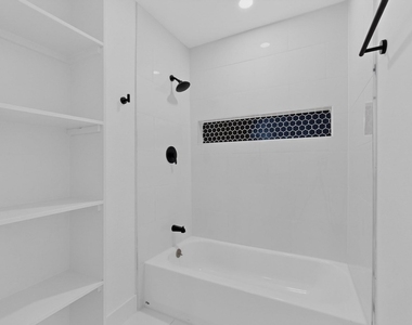 6000 Cool Springs Drive - Photo Thumbnail 25