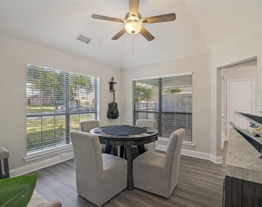3313 Darion Lane - Photo Thumbnail 24