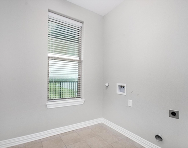 2500 King Arthur Boulevard - Photo Thumbnail 10