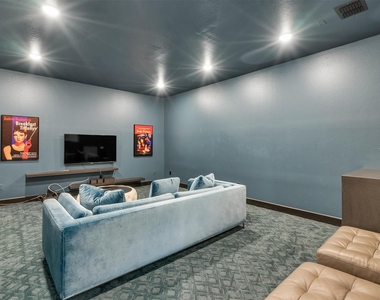 7519 Robin Road - Photo Thumbnail 29