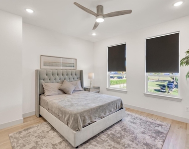 7519 Robin Road - Photo Thumbnail 11