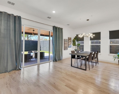 7519 Robin Road - Photo Thumbnail 25
