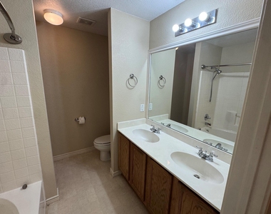 8831 Holliday Lane - Photo Thumbnail 6