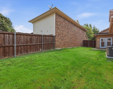 2909 Menlo Park Lane - Photo Thumbnail 26