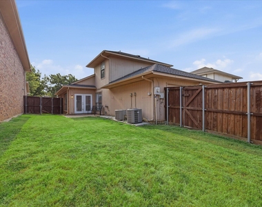 2909 Menlo Park Lane - Photo Thumbnail 27