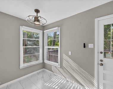 7433 Vallejo Drive - Photo Thumbnail 11