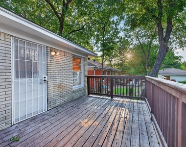 7433 Vallejo Drive - Photo Thumbnail 22