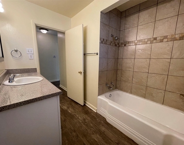 4616 Fawn Drive - Photo Thumbnail 24