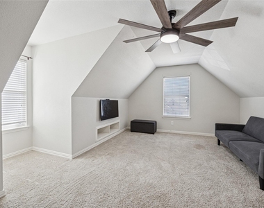 507 Mattie Lane - Photo Thumbnail 16
