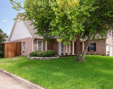 507 Mattie Lane - Photo Thumbnail 2