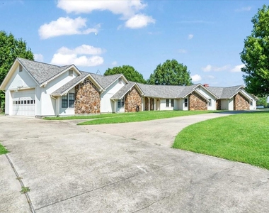 5393 State Highway 5 - Photo Thumbnail 1