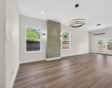 2701 S Jones Street - Photo Thumbnail 20