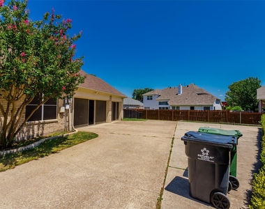 204 Forest Lane - Photo Thumbnail 30