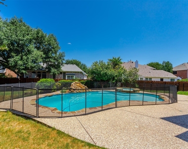 204 Forest Lane - Photo Thumbnail 35