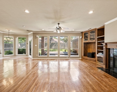 3316 Lexington Avenue - Photo Thumbnail 11