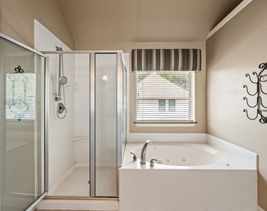 3316 Lexington Avenue - Photo Thumbnail 25