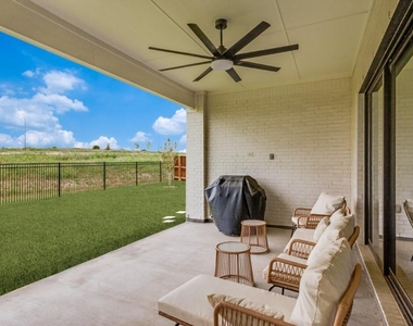 2240 Laurel Ridge Road - Photo Thumbnail 2
