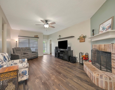 6354 Stonewater Bend Trail - Photo Thumbnail 6