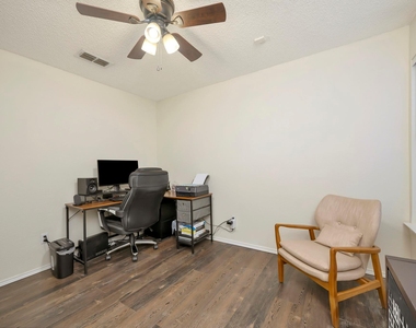 6354 Stonewater Bend Trail - Photo Thumbnail 9