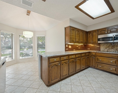 4043 Morman Lane - Photo Thumbnail 11