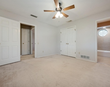 4043 Morman Lane - Photo Thumbnail 19