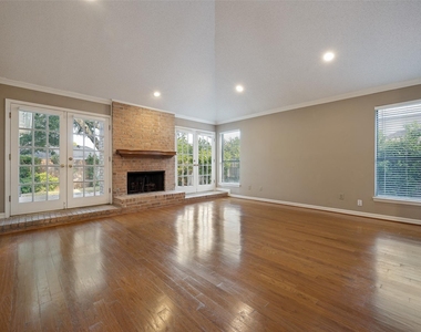 4043 Morman Lane - Photo Thumbnail 5