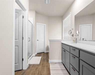 5505 Cypress Point Drive - Photo Thumbnail 16