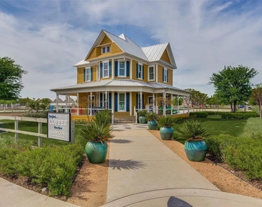 1809 6th Street - Photo Thumbnail 29