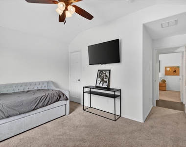 1809 6th Street - Photo Thumbnail 19