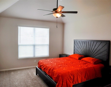 7024 Llano Drive - Photo Thumbnail 18