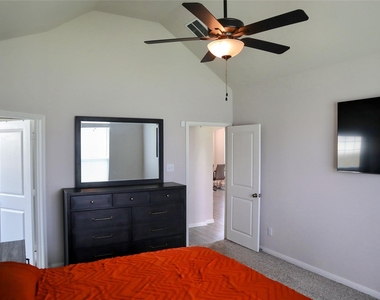 7024 Llano Drive - Photo Thumbnail 19