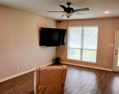 7024 Llano Drive - Photo Thumbnail 17