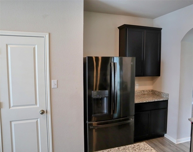 7024 Llano Drive - Photo Thumbnail 12