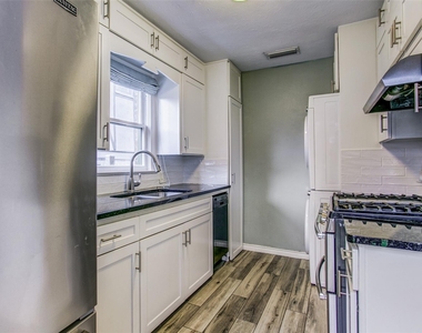 715 Newell Avenue - Photo Thumbnail 6