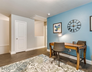 4020 Sheraton Road - Photo Thumbnail 9
