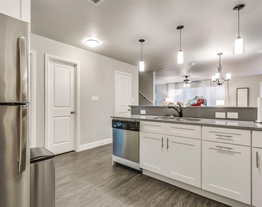 4020 Sheraton Road - Photo Thumbnail 4