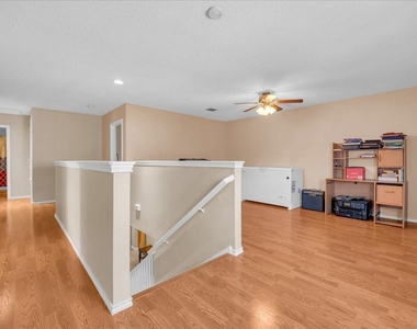 6610 Beryl Drive - Photo Thumbnail 13